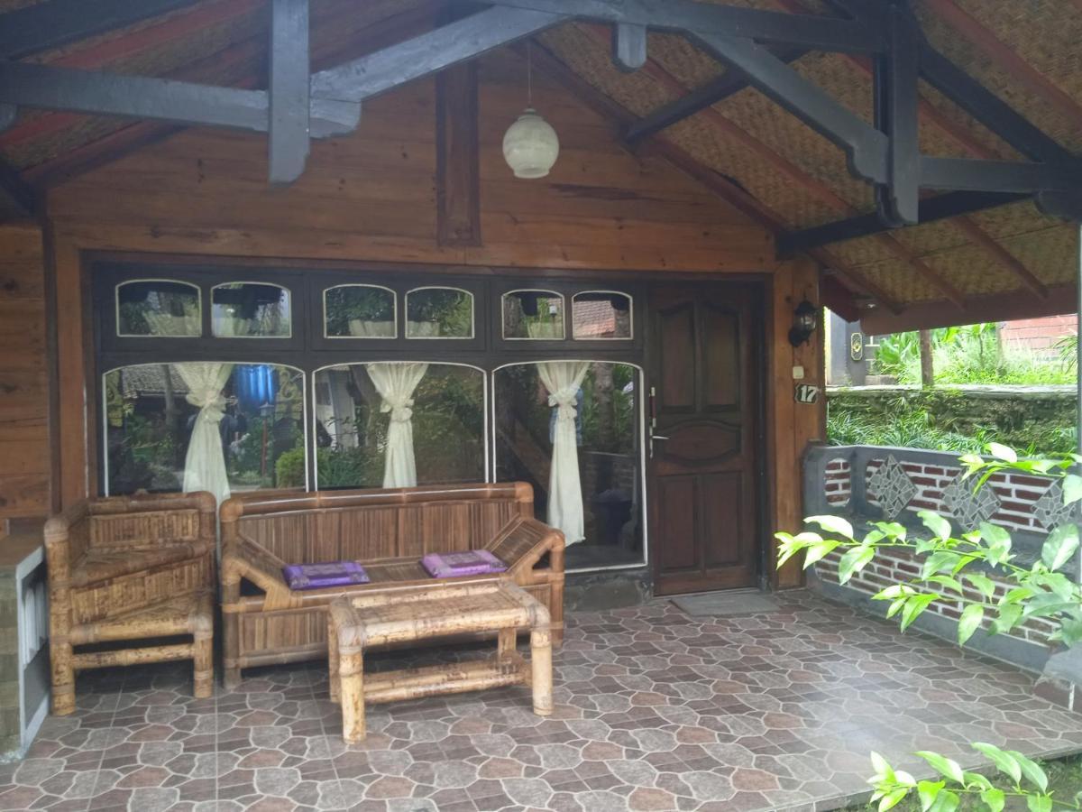 Yoschi'S Hotel Bromo Ngadisari Exterior photo